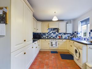 Kitchen- click for photo gallery